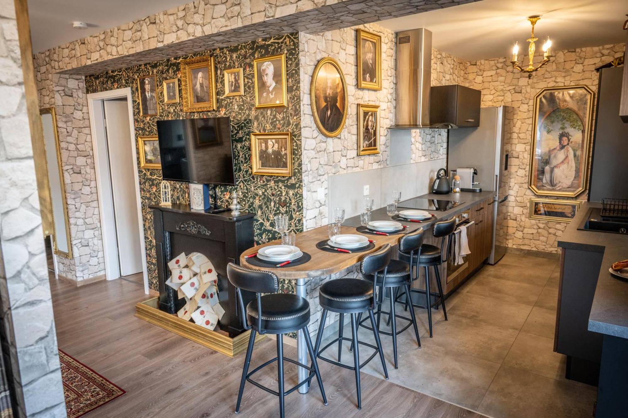 Le Refuge Des Sorciers Horbourg Exterior foto